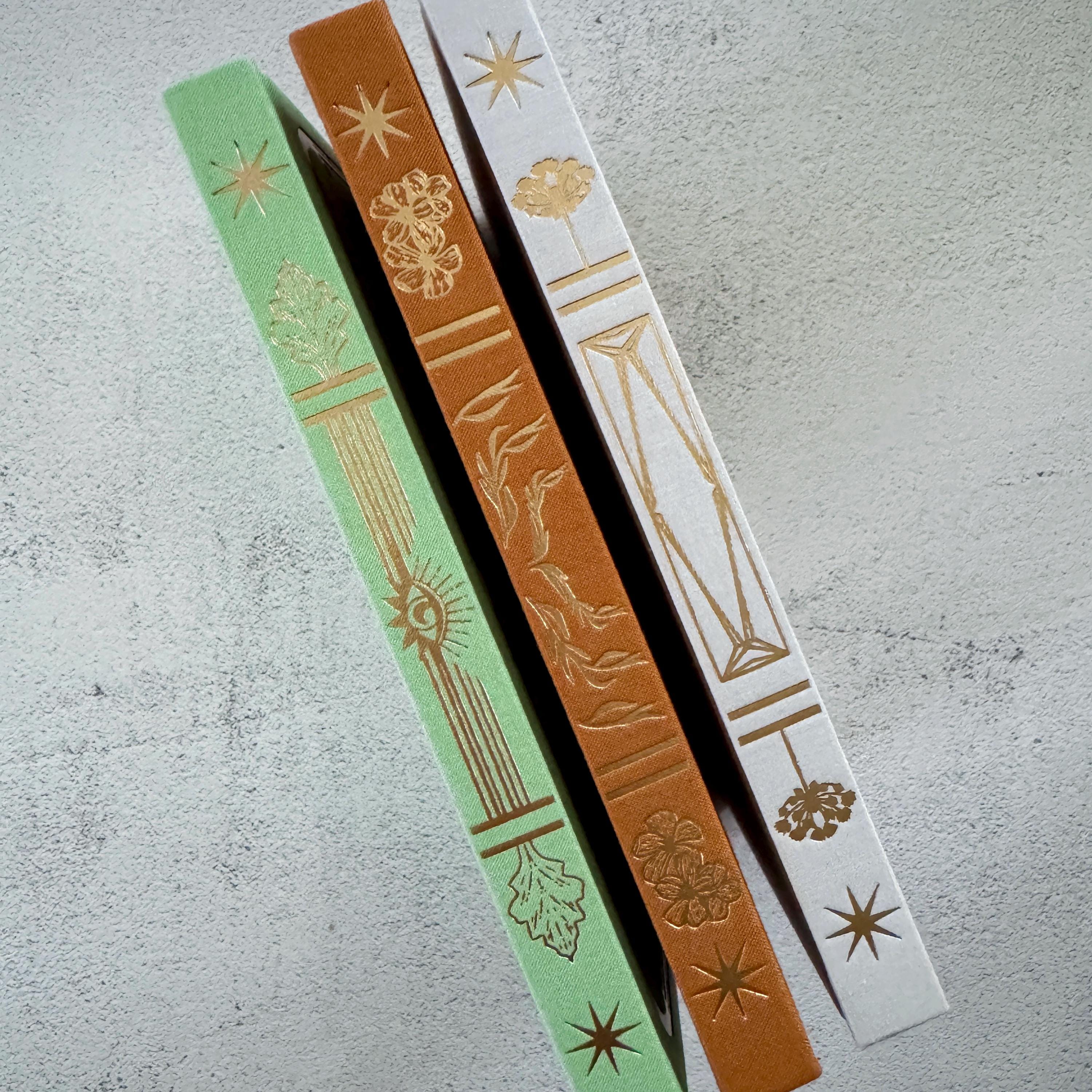 GRIMOIRE JOURNAL | Grimoire Companion Journal - Resource Divination Journal