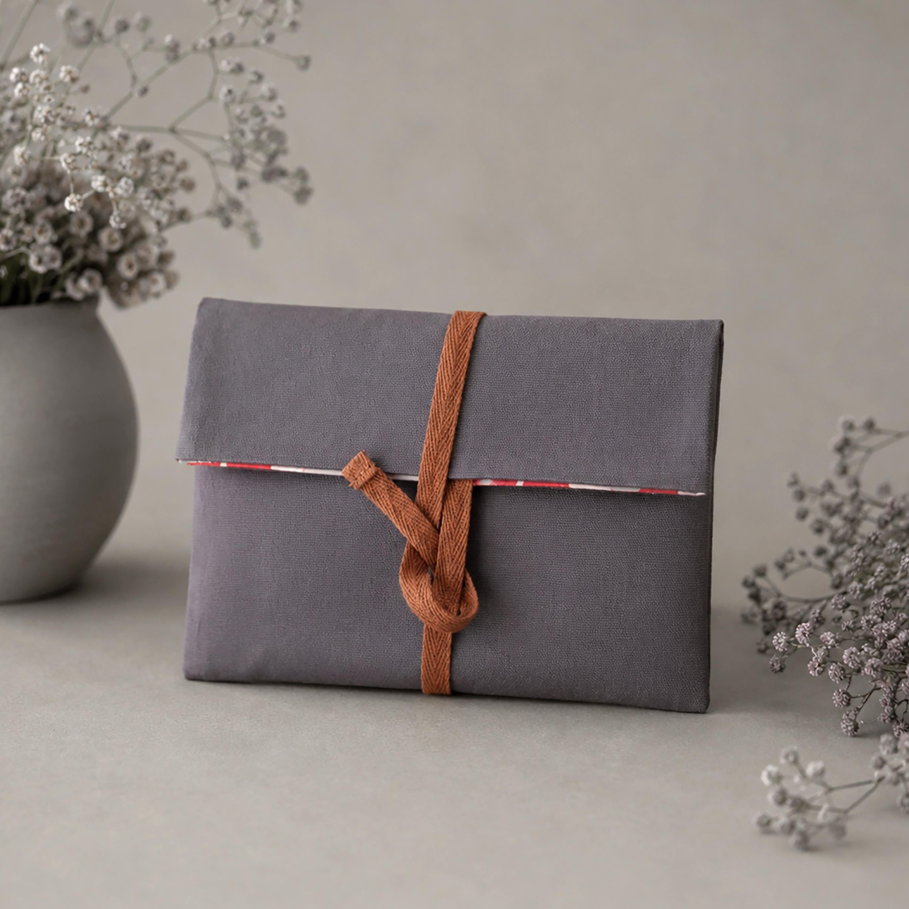 REVERSABLE ENVELOPE POUCH | Ember Dot Cotton Canvas Everyday Pouch Accessory